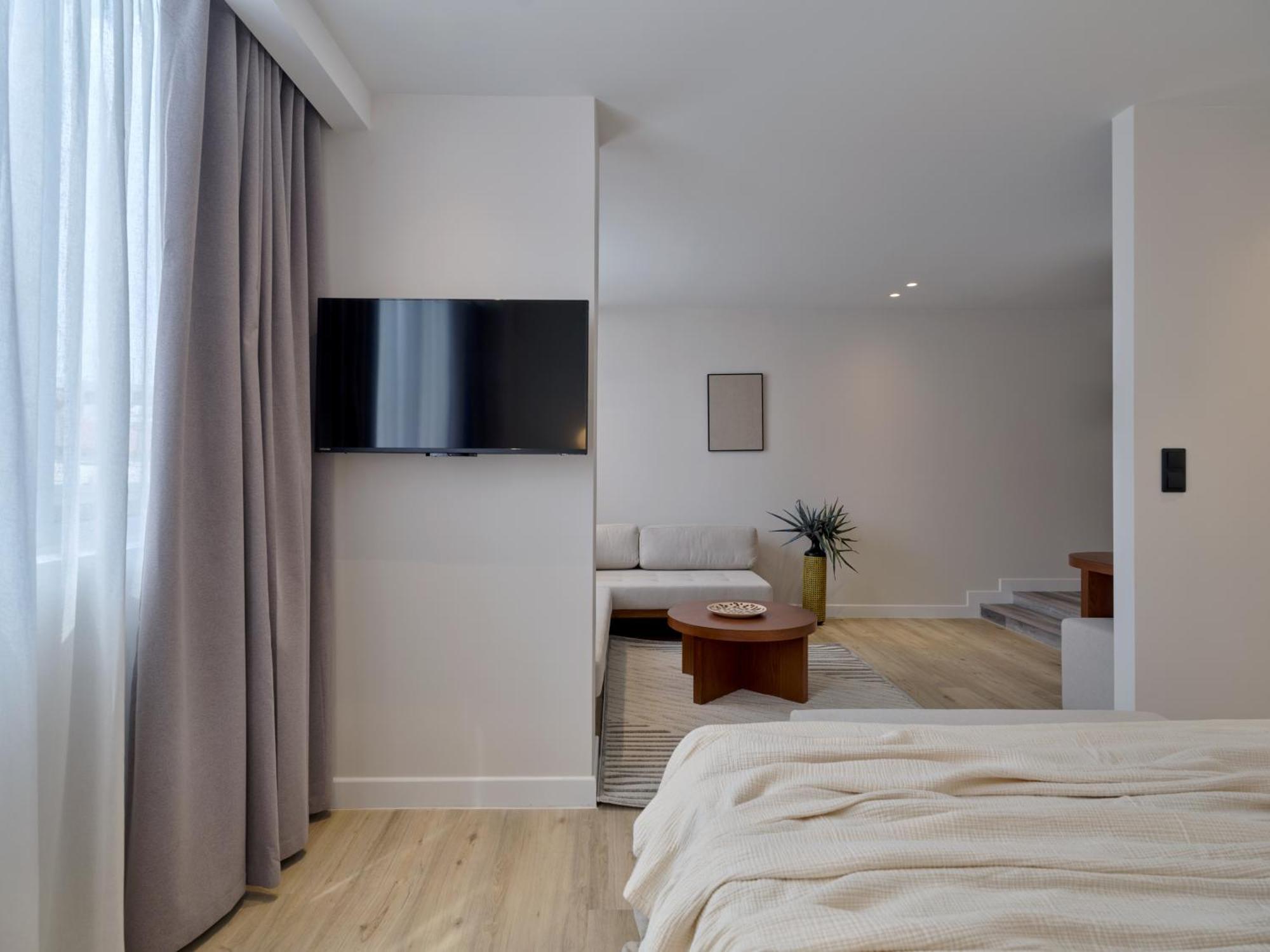 Haya Athens Loftie Suites Екстер'єр фото