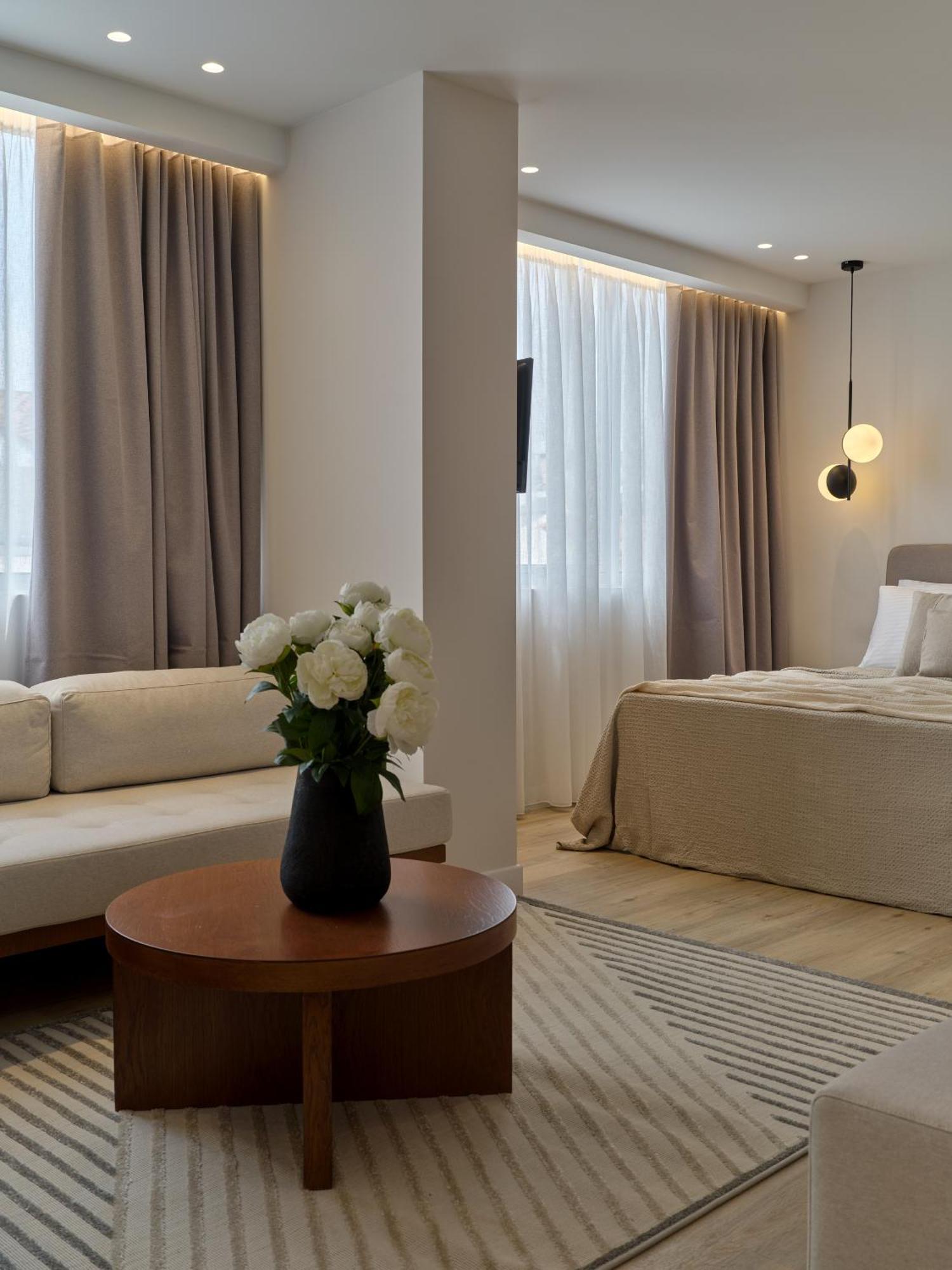 Haya Athens Loftie Suites Екстер'єр фото
