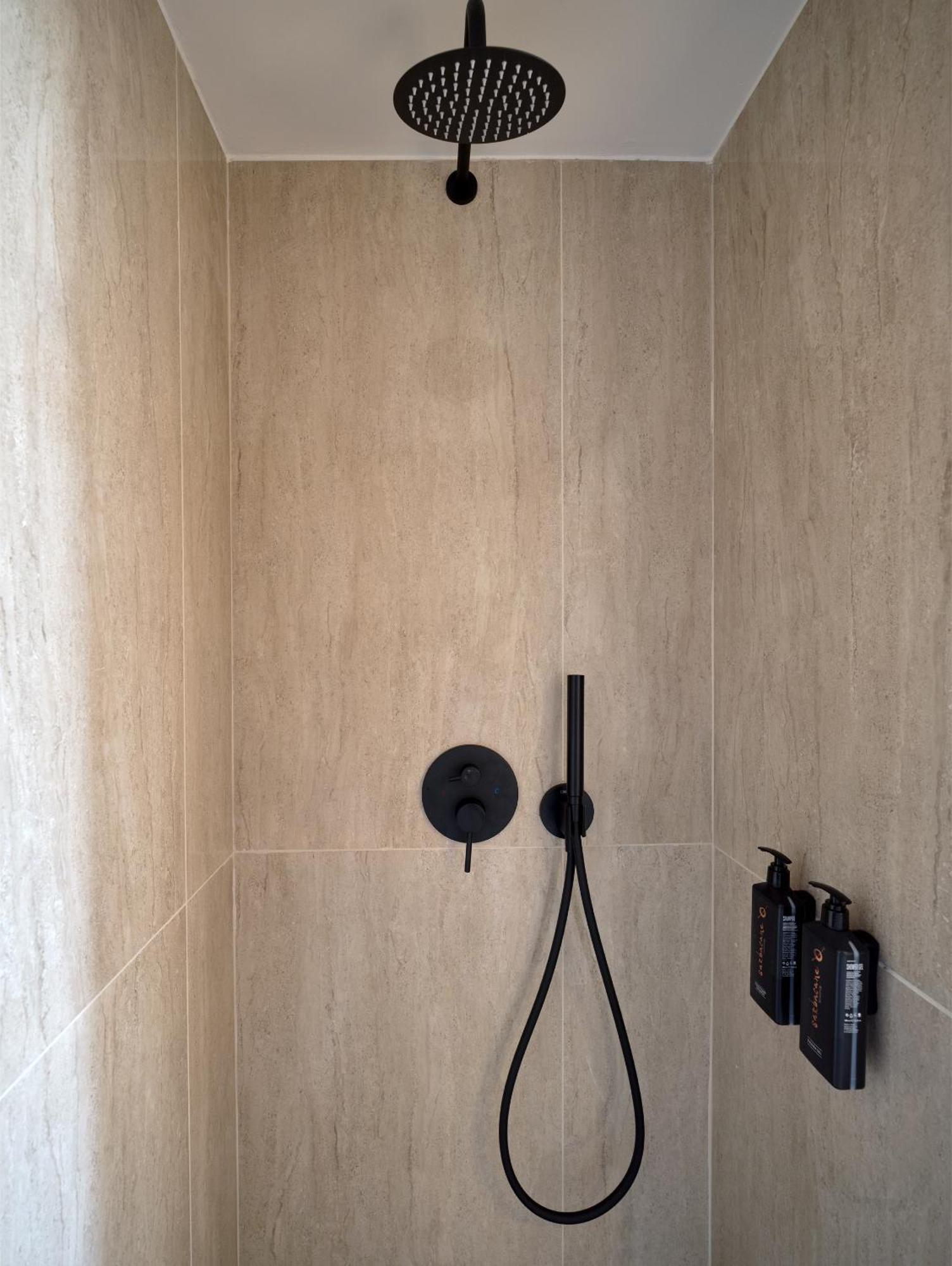 Haya Athens Loftie Suites Екстер'єр фото